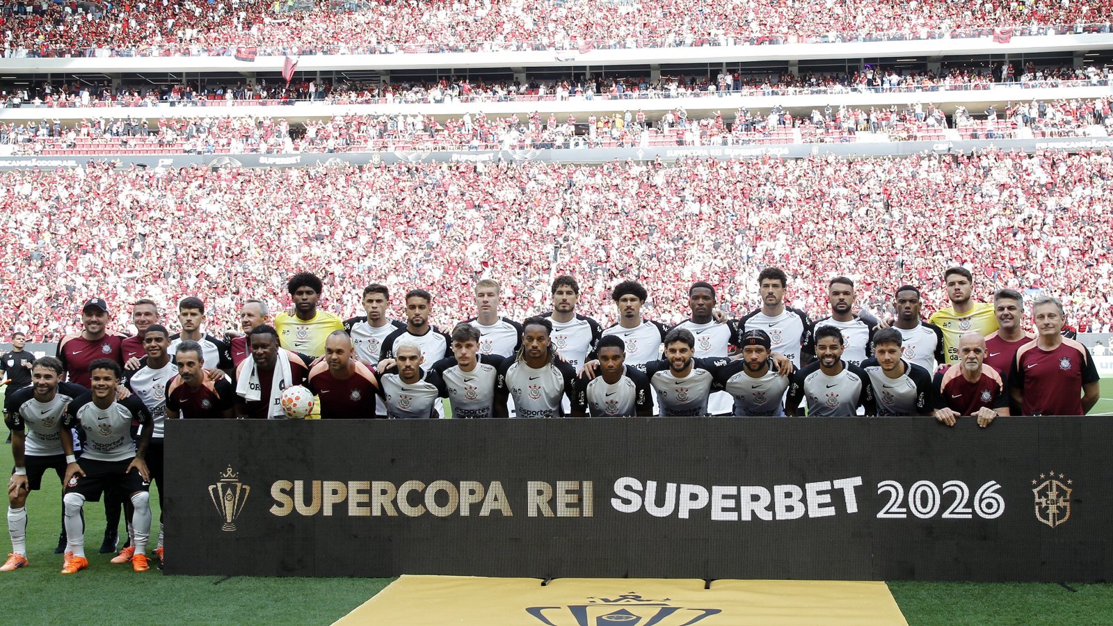 Corinthians conquista a Supercopa Rei contra o Flamengo (Foto: Adalberto Marques/Estad&atilde;o Conte&uacute;do)