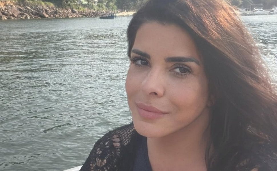 Foto:
                Reprodu&ccedil;&atilde;o/Redes Sociais
              
            
          
        
  

  

  


			
        A apresentadora Mara Maravilha permanece internada na Unidade de Terapia Intensi