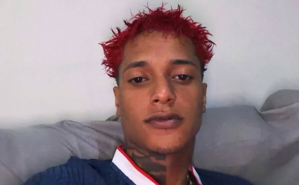 Foto:
                Reprodu&ccedil;&atilde;o/Redes Sociais
              
            
          
        
  

  

  


			
        O rapper Oruam est&aacute; sendo procurado pela pol&iacute;cia ap&oacute;s o Superior Tribunal de Jus