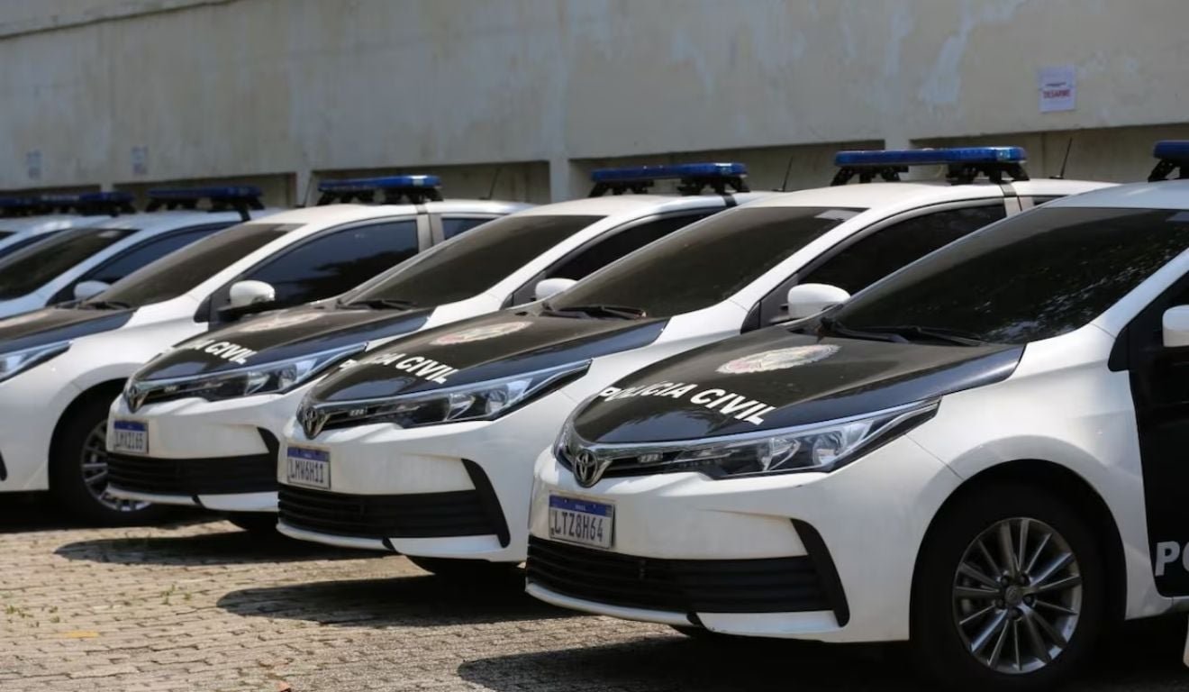 Adolescente &eacute; v&iacute;tima de estupro coletivo ap&oacute;s ser confundida com namorada de traficante no RJ