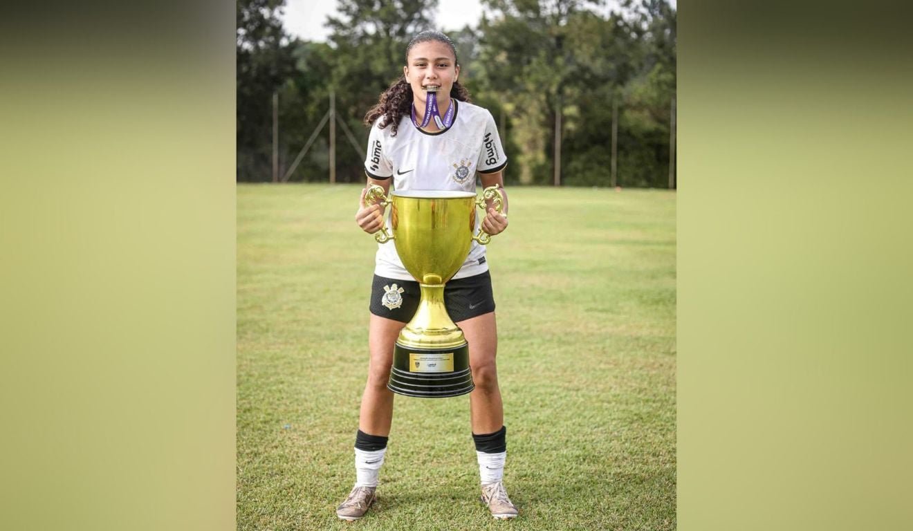 Zagueira capixaba de 13 anos &eacute; convocada para a sele&ccedil;&atilde;o brasileira
