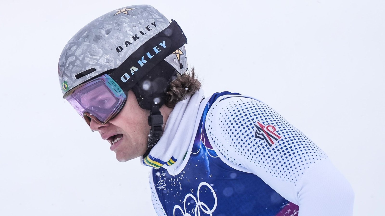 Lucas Pinheiro caiu na primeira descida na prova do esqui alpino (Foto: Rafael Bello/COB)