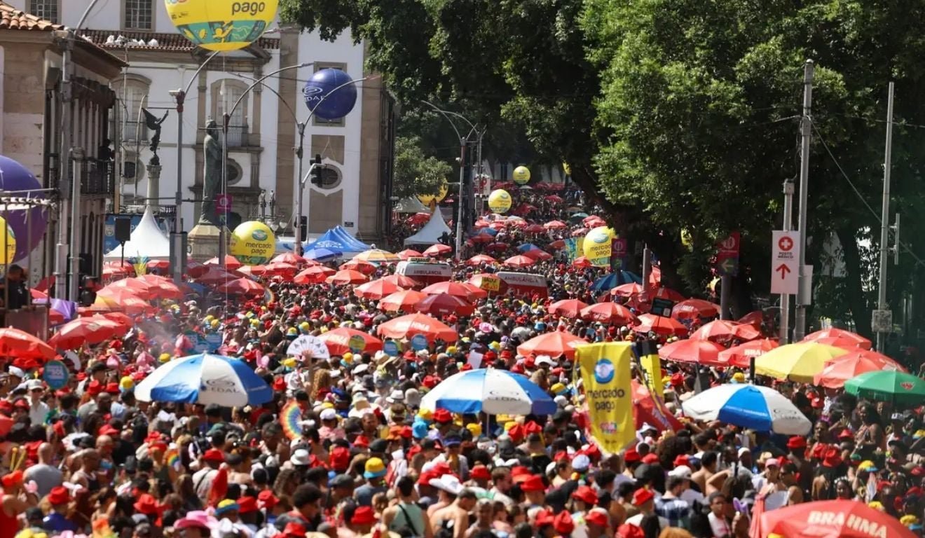 PM do Rio prende mais de 200 pessoas durante Carnaval