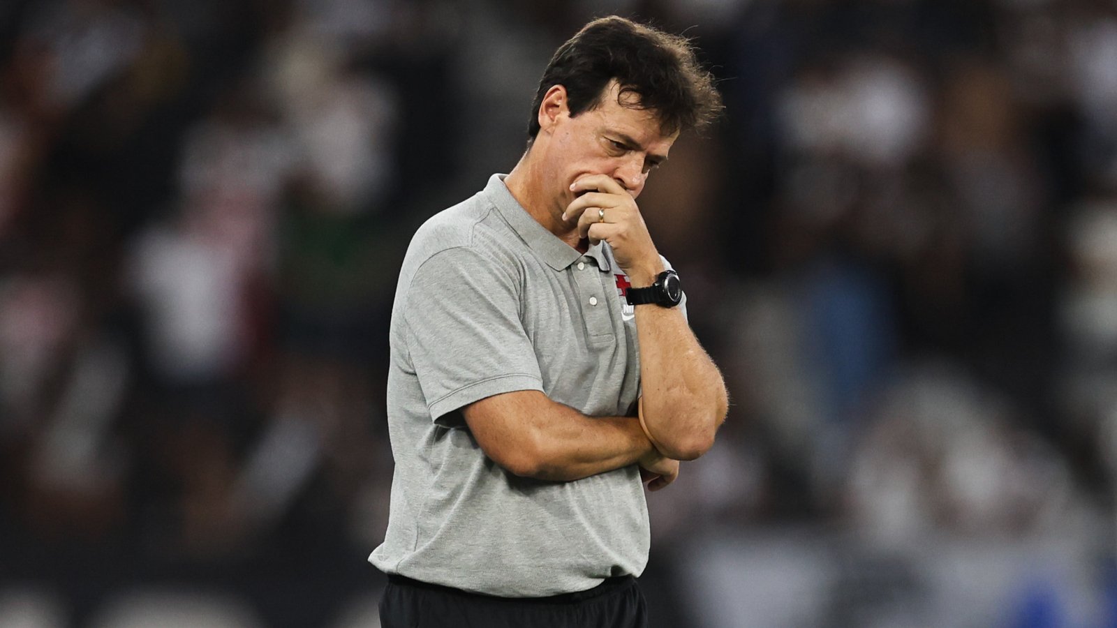 Vasco demite Fernando Diniz ap&oacute;s derrota para o Fluminense na semifinal do Carioca