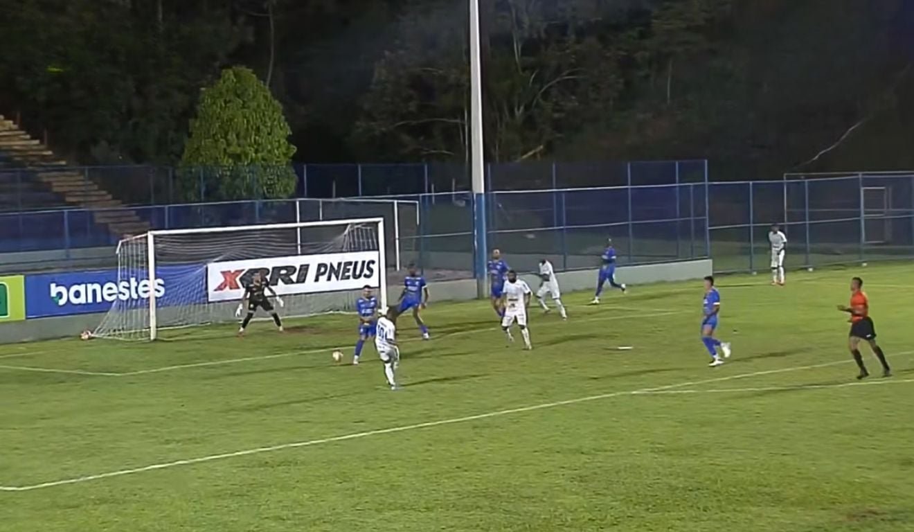 Vit&oacute;ria defende o favoritismo nas quartas de final diante da surpresa do Capixab&atilde;o