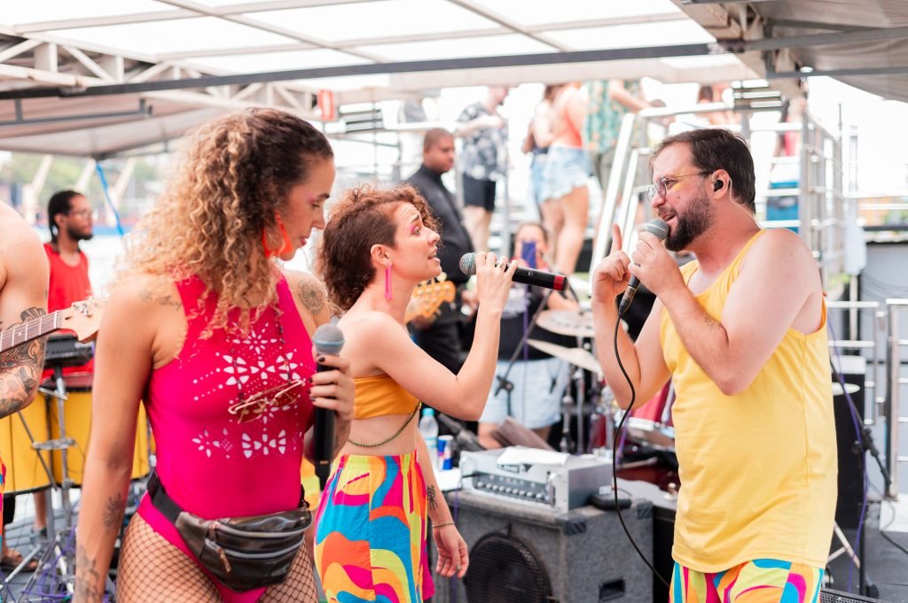 Uma viagem musical de sexta a ter&ccedil;a