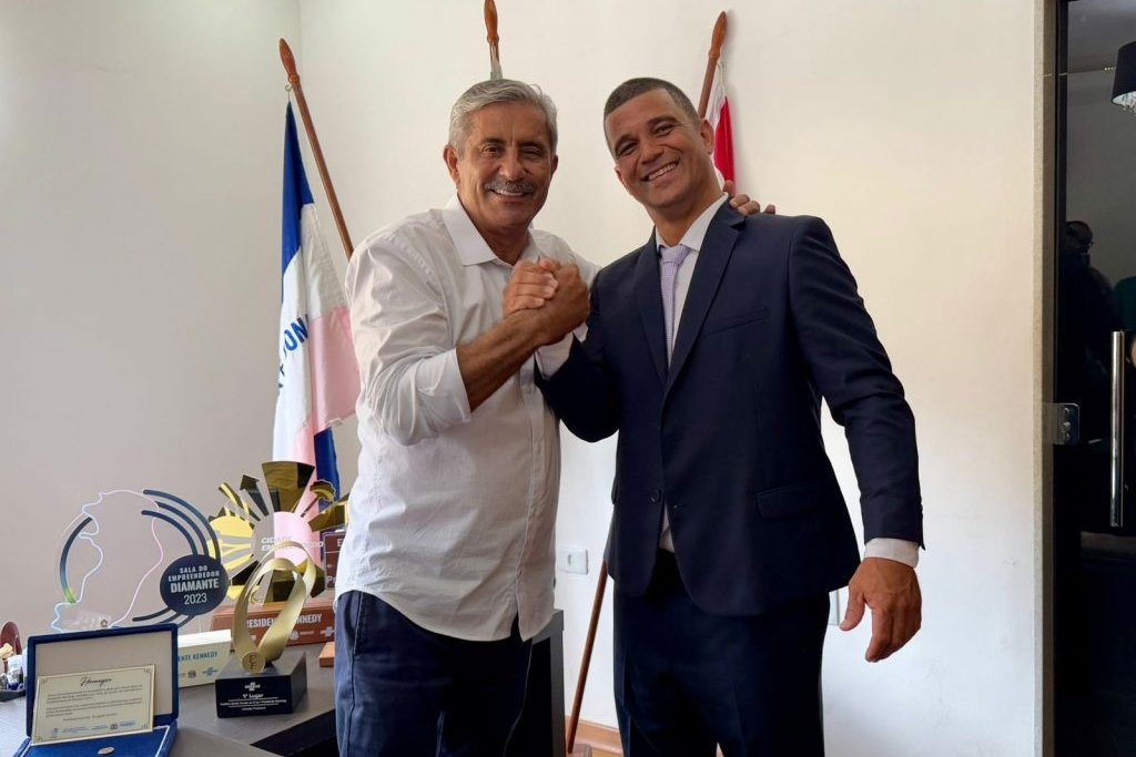 PSB de Presidente Kennedy analisa pedido de expuls&atilde;o de ex-prefeito interino