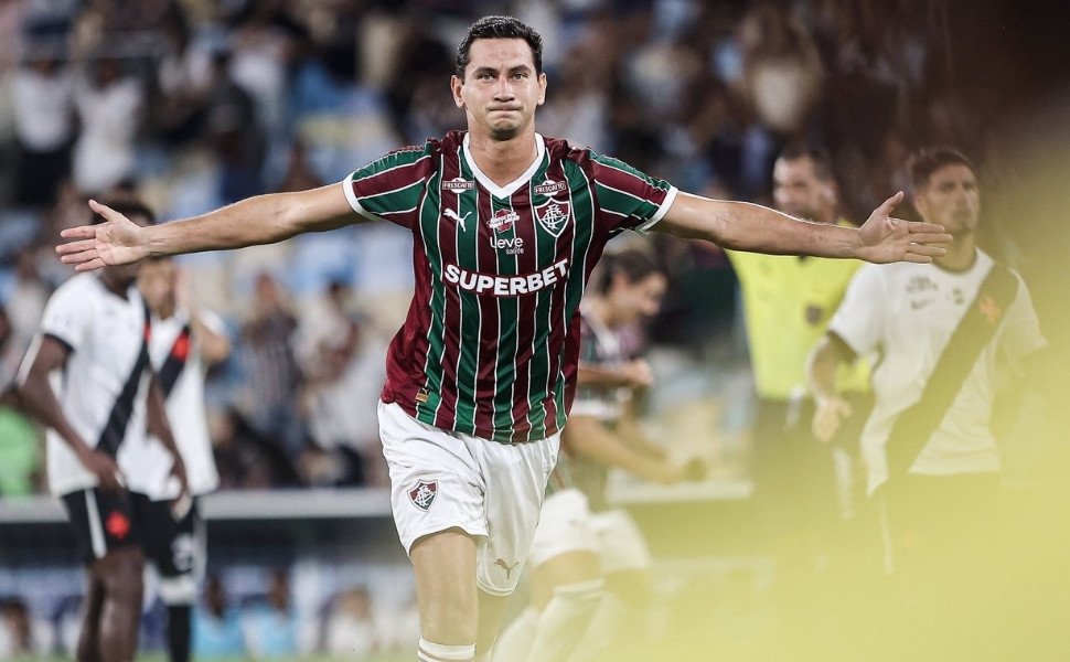 Foto:
                Reprodu&ccedil;&atilde;o/X/Fluminense
              
            
          
        
  

  

  


			Com emo&ccedil;&atilde;o e mudan&ccedil;as de enredo, o Fluminense eliminou o Vasco nas semifinais do Carioca e