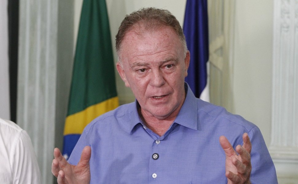 Foto:
                F&aacute;bio Nunes/AT
              
            
          
        
  

  

  


			O governador do Esp&iacute;rito Santo, Renato Casagrande (PSB), confirmou na segunda-feira (2), durante co