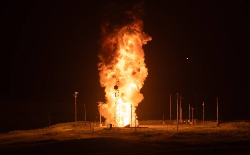 Foto:
                Joshua LeRoi/Divulga&ccedil;&atilde;o/For&ccedil;a Espacial dos EUA
              
            
          
        
  

  

  


			
        Em meio &agrave; guerra dos EUA e Israel contra o Ir&atilde;, a For&ccedil;a Es