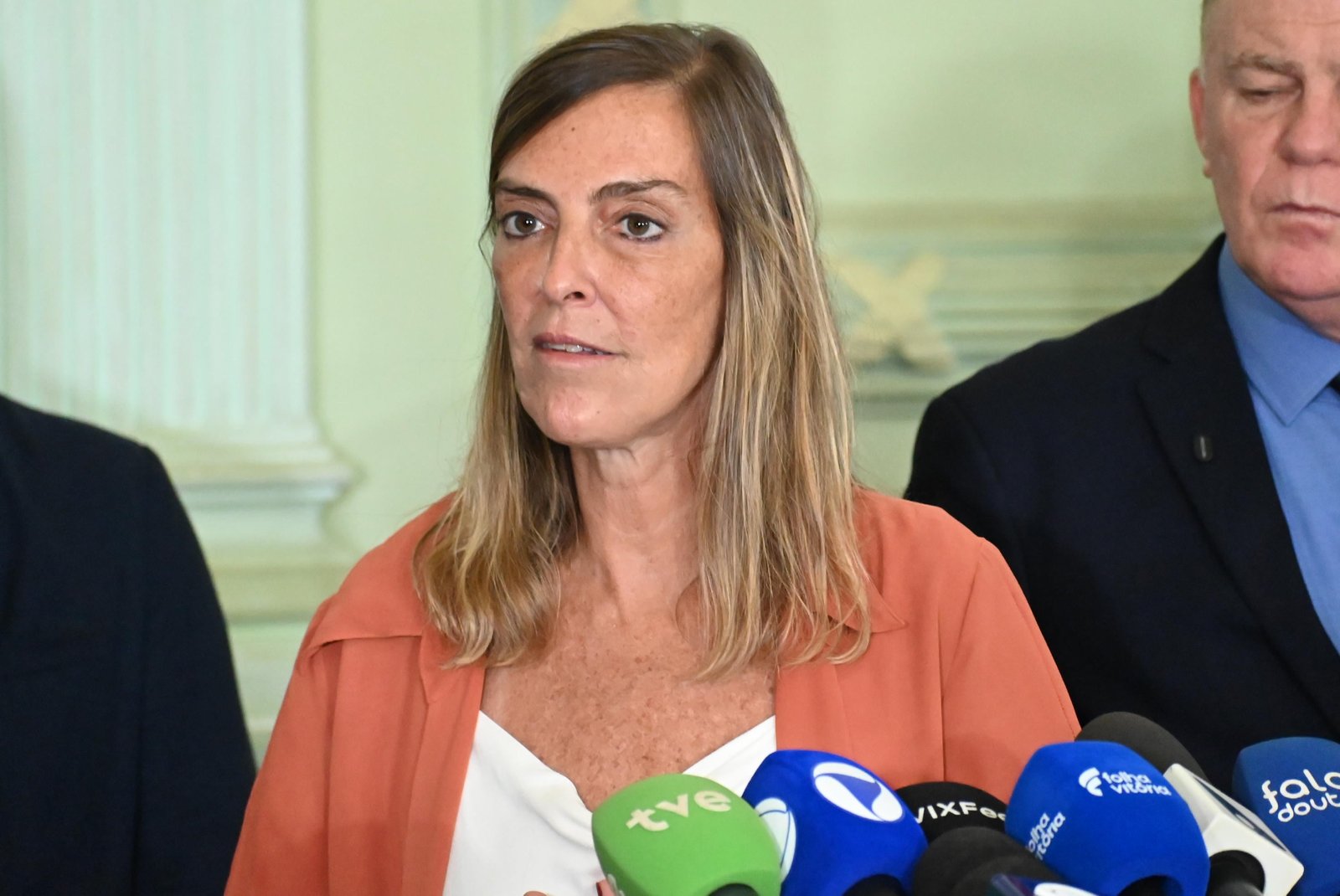 Cientista da polilaminina admite erros em artigo e anuncia revis&atilde;o com resposta sobre choque medular