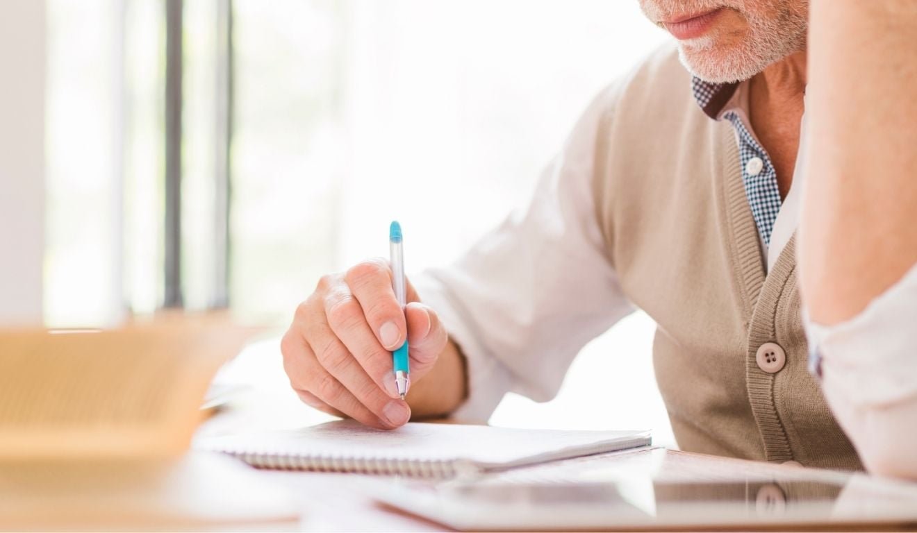 Concursos e sele&ccedil;&otilde;es no ES com mais de 300 vagas e sal&aacute;rios de at&eacute; R$ 7,5 mil