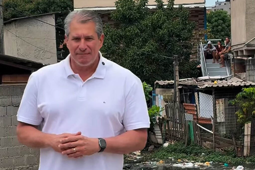 Coronel Ramalho deixa secretaria em Vit&oacute;ria com menos de um ano