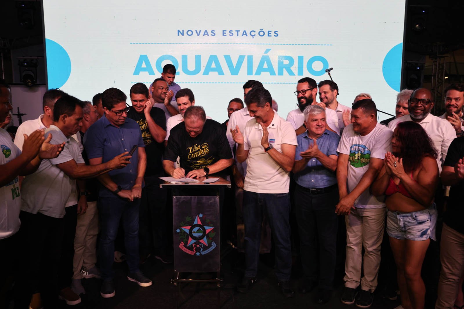 Governo do Estado amplia Sistema Aquavi&aacute;rio e anuncia novas esta&ccedil;&otilde;es em Vit&oacute;ria