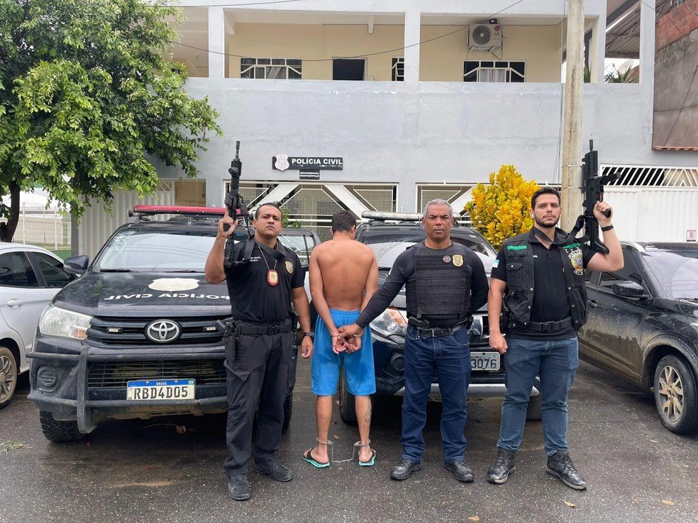 Homem &eacute; preso por amea&ccedil;ar, agredir com fac&atilde;o e manter companheira em c&aacute;rcere privado no ES