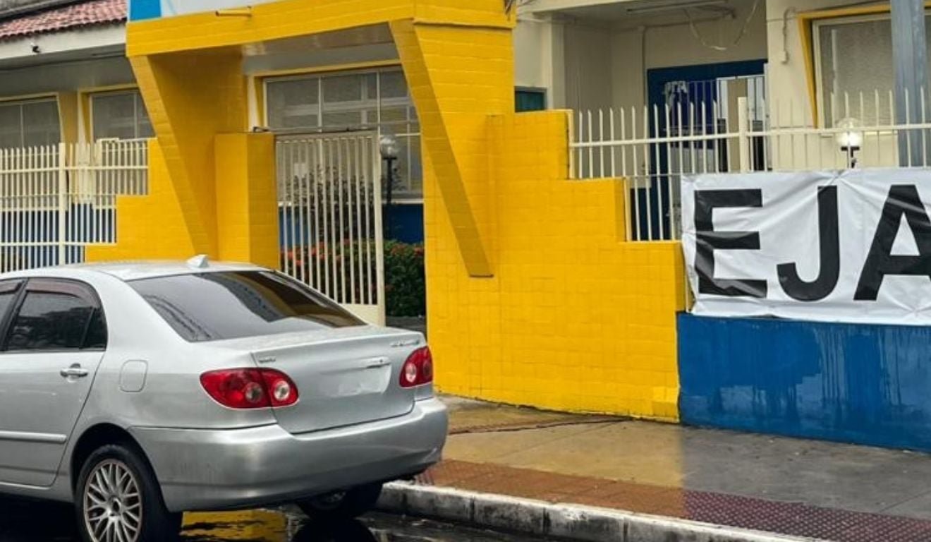 Aulas s&atilde;o suspensas ap&oacute;s ataque com faca em escola de Jardim Camburi