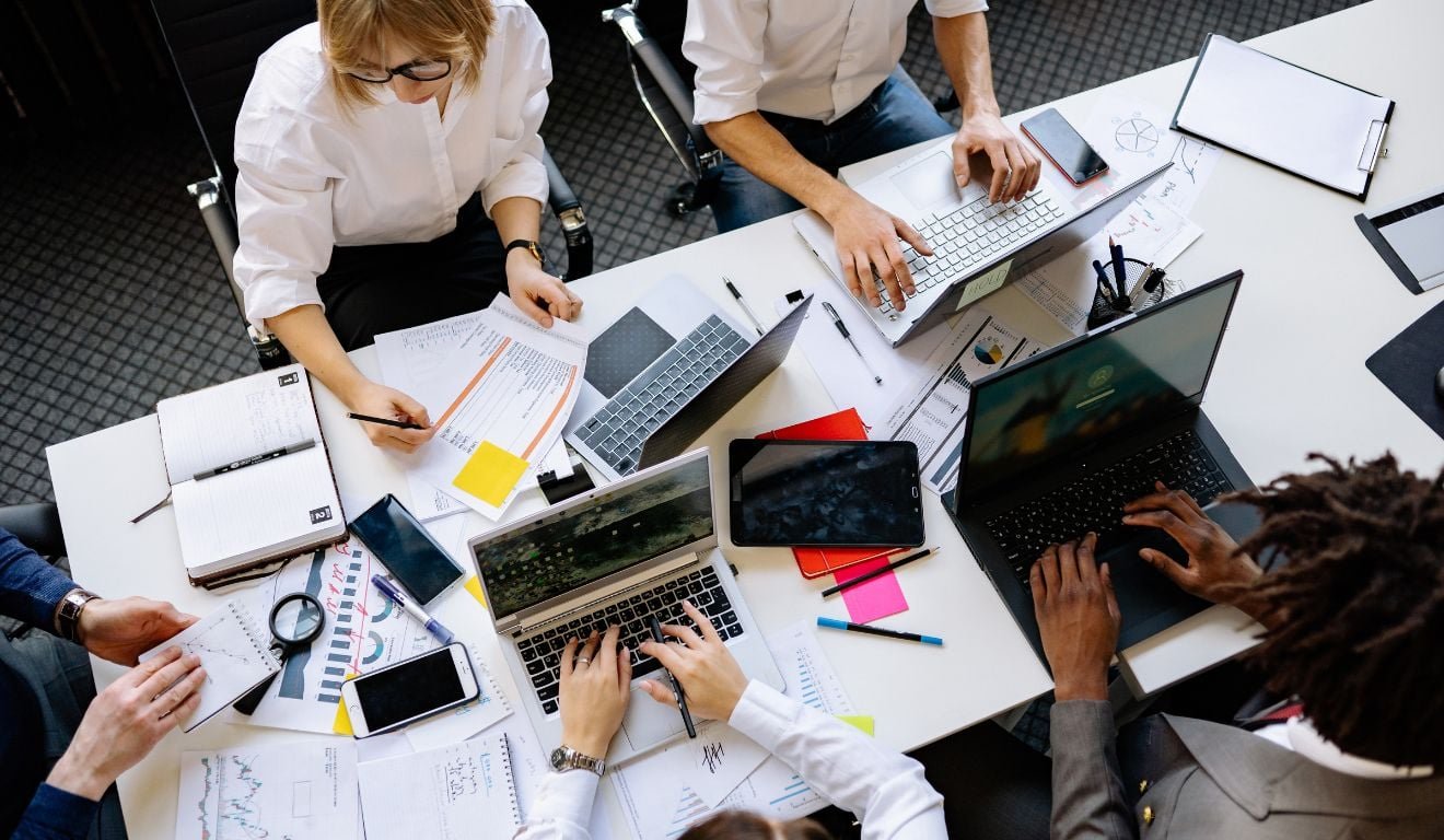 Grande Vit&oacute;ria tem 32 vagas de est&aacute;gio com bolsas de at&eacute; R$ 1.480