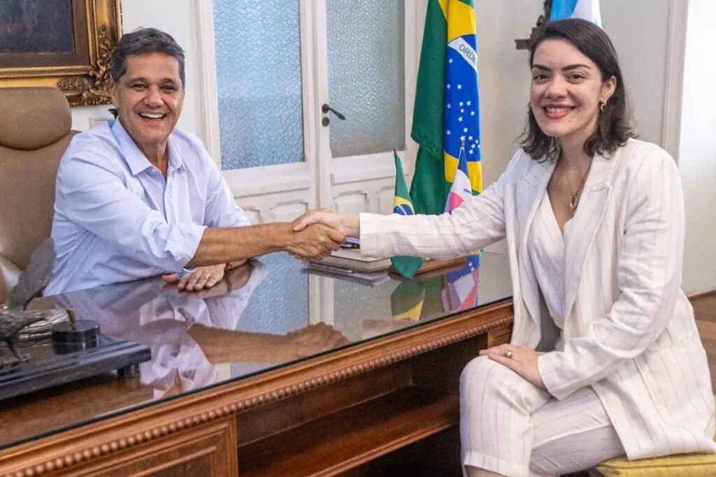 Ricardo Ferra&ccedil;o realiza troca na Secretaria de Direitos Humanos