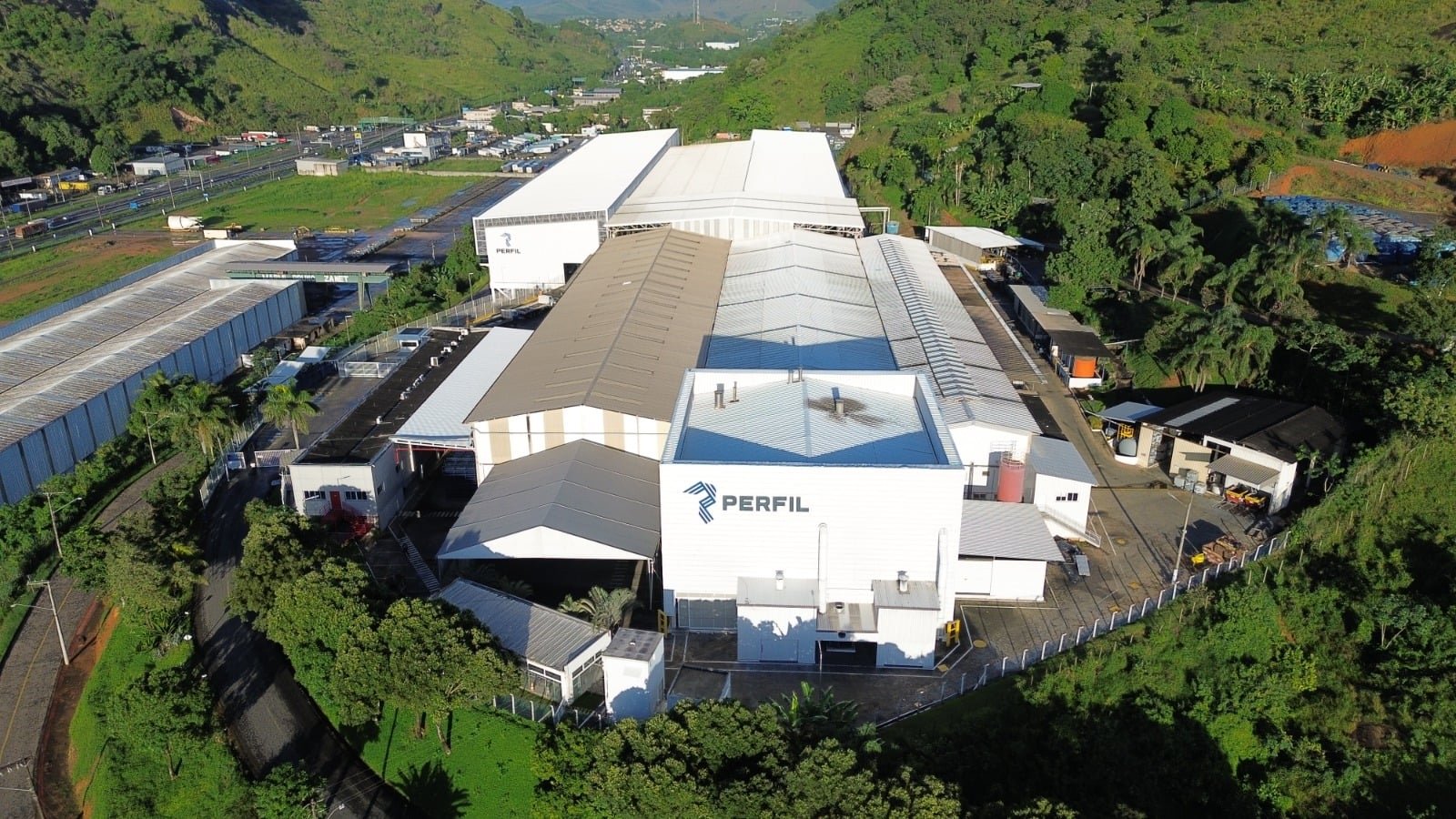 Em momento de alta de pre&ccedil;os, Perfil Alum&iacute;nio prev&ecirc; crescimento de 25% na produ&ccedil;&atilde;o&nbsp;