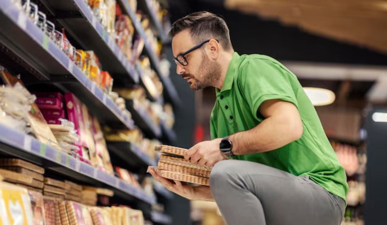 Supermercados e farm&aacute;cias abrem 750 vagas de emprego em Vila Velha
