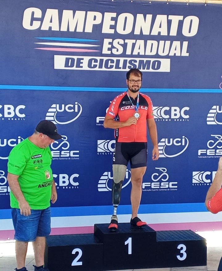 Bruno Freitas de Moraes conquista dois t&iacute;tulos consecutivos e reafirma dom&iacute;nio no paraciclismo estadual