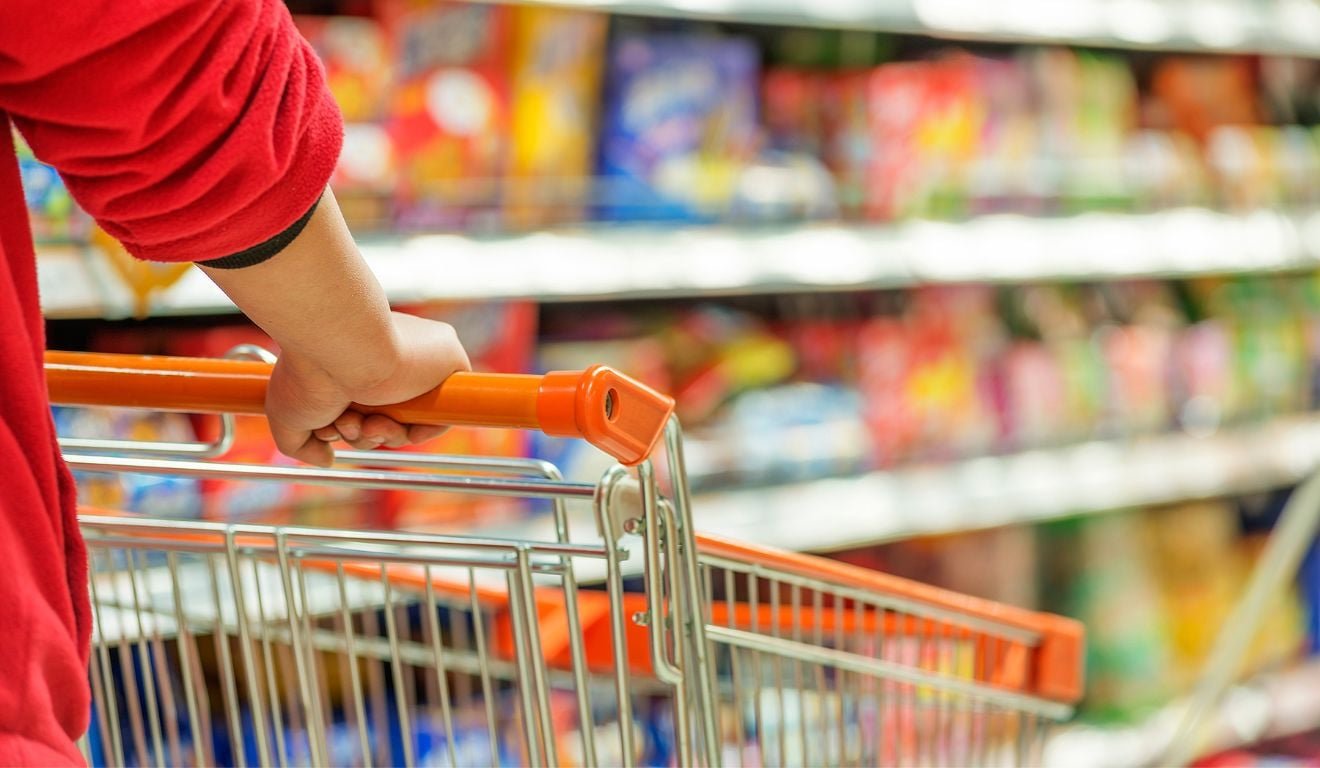 Procon alerta para necessidade de pesquisar pre&ccedil;os. Foto: Canva