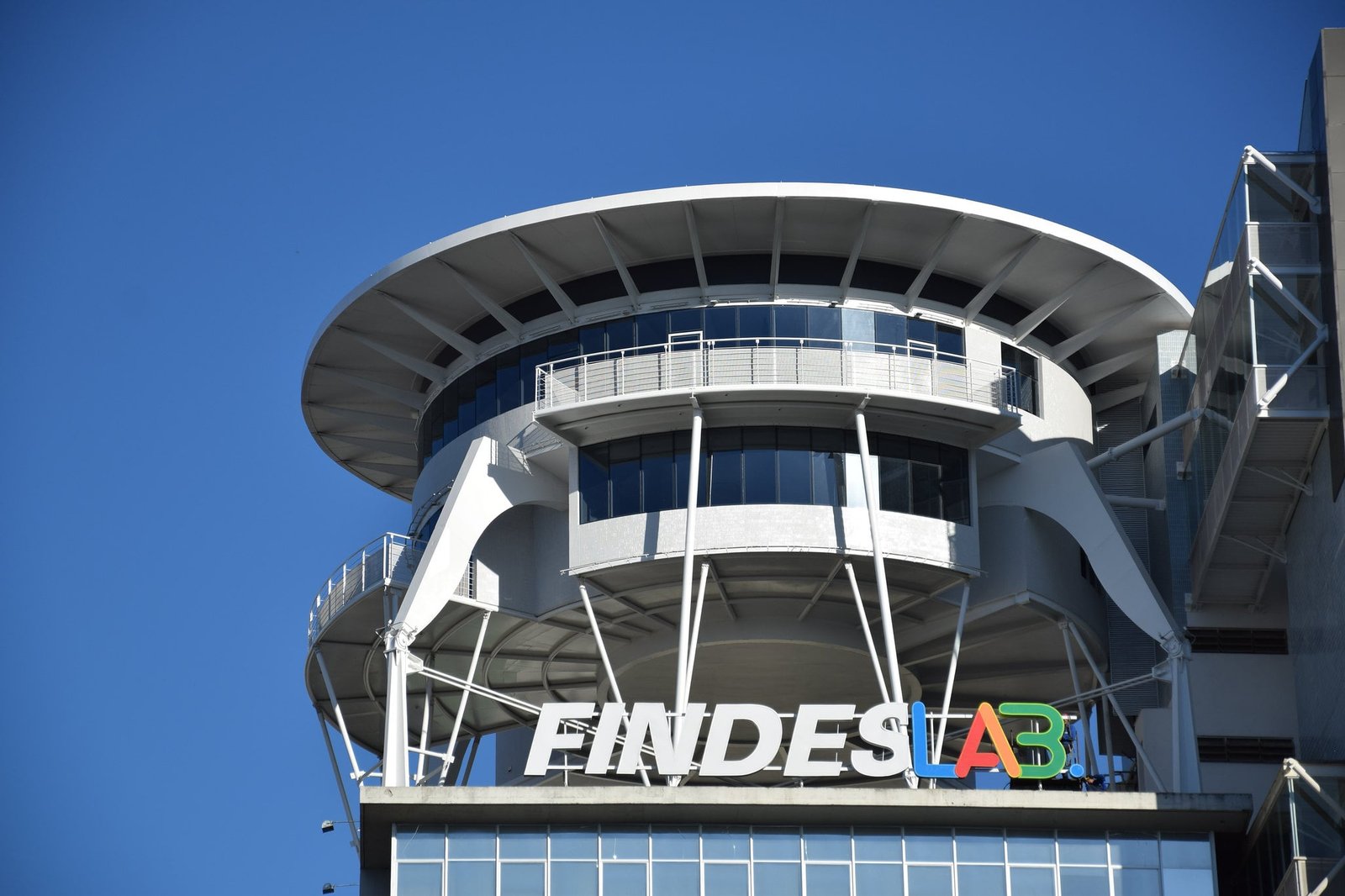 Findes abre vagas de emprego e est&aacute;gio no ES; sal&aacute;rios v&atilde;o at&eacute; R$ 9 mil