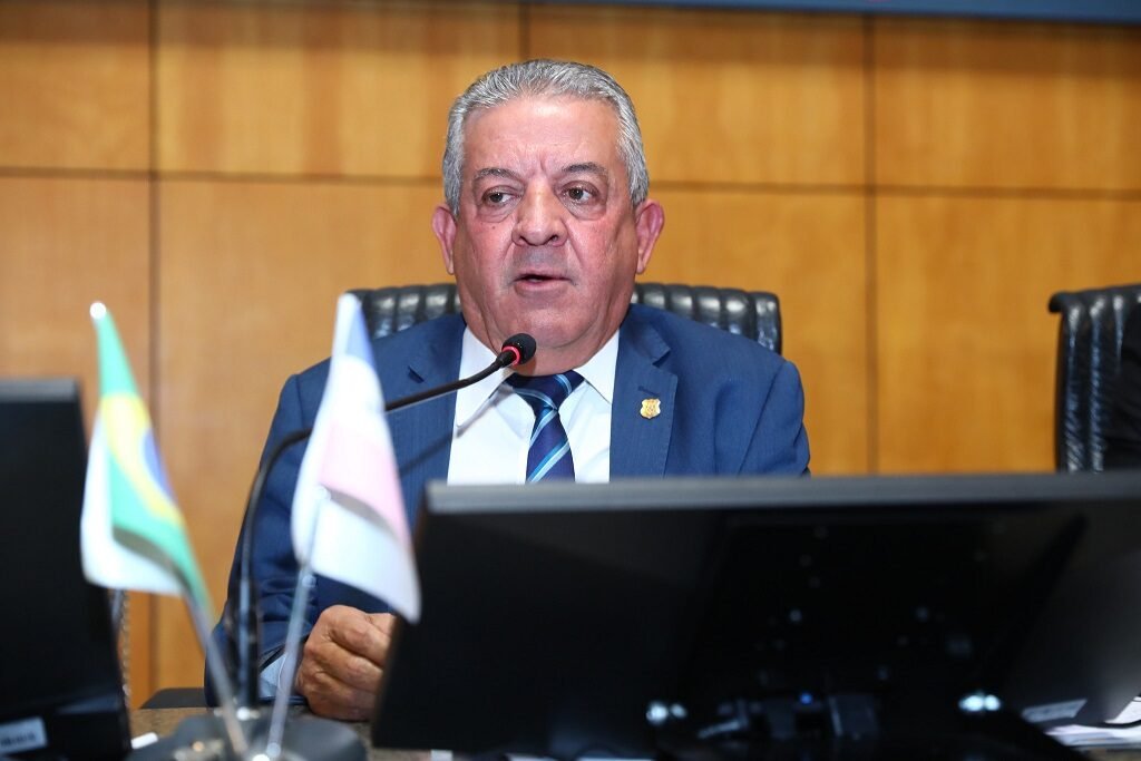 Assembleia derruba veto a projeto sobre comunica&ccedil;&atilde;o de gravidez de menores&nbsp;