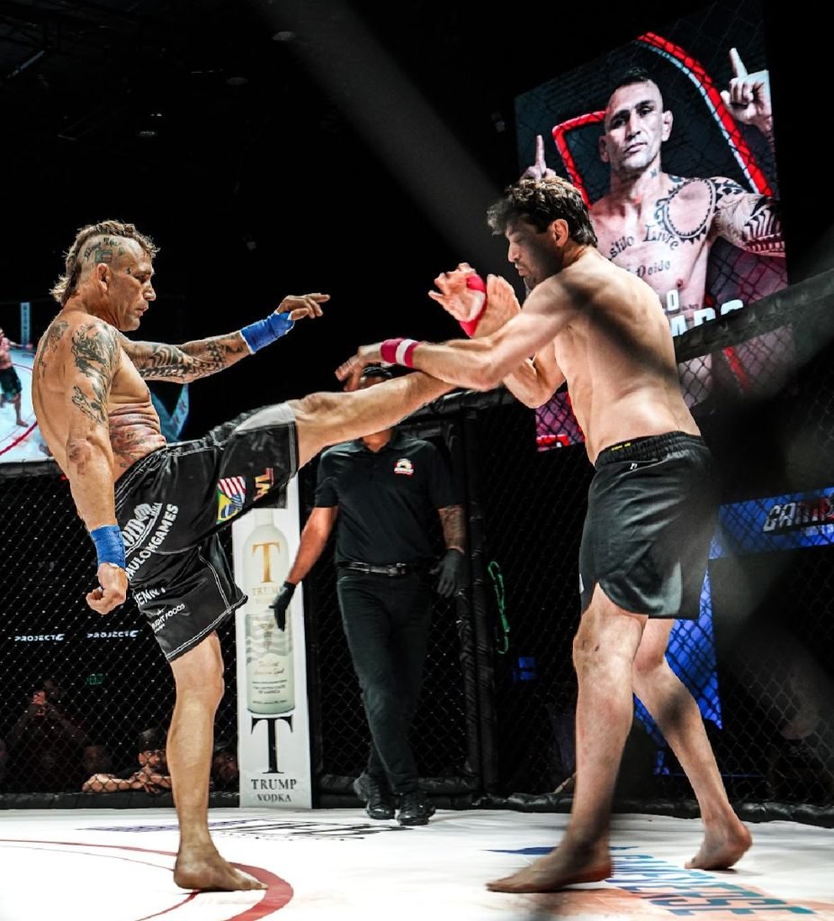 Paulo &ldquo;Z&eacute; Doido&rdquo; vence em estreia no Game Bred e coloca o ES no mapa do MMA sem luvas
