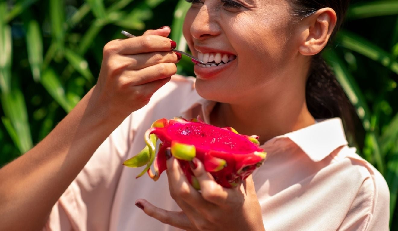 Voc&ecirc; sente fome r&aacute;pido depois de comer fruta? Nutricionista explica o motivo