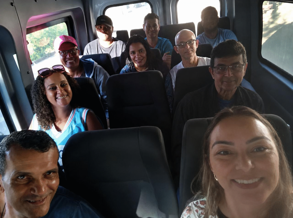 Grupo sai de Jer&ocirc;nimo Monteiro para doar sangue para moradora internada em Vit&oacute;ria