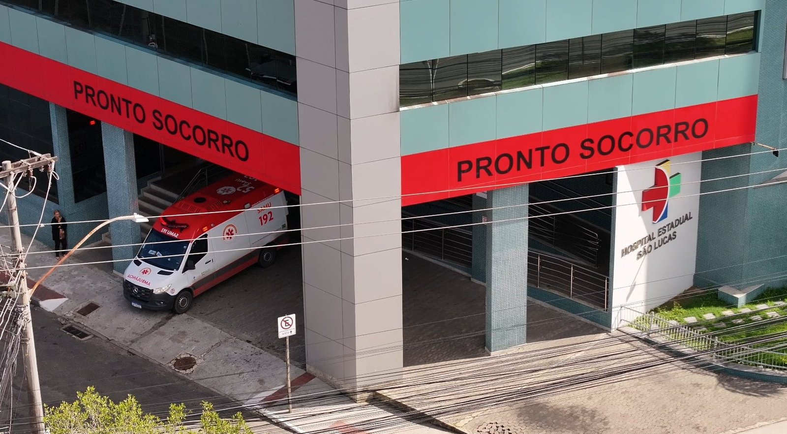 Fuga de suspeito provoca tiros e invas&atilde;o a condom&iacute;nio na Praia do Su&aacute;