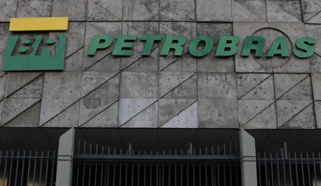 Quer estagiar na Petrobras? Empresa abre inscri&ccedil;&otilde;es com bolsa de R$ 1,8 mil