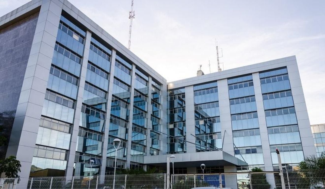 Servidores da Serra ter&atilde;o reajuste salarial de 5,5% a partir deste m&ecirc;s