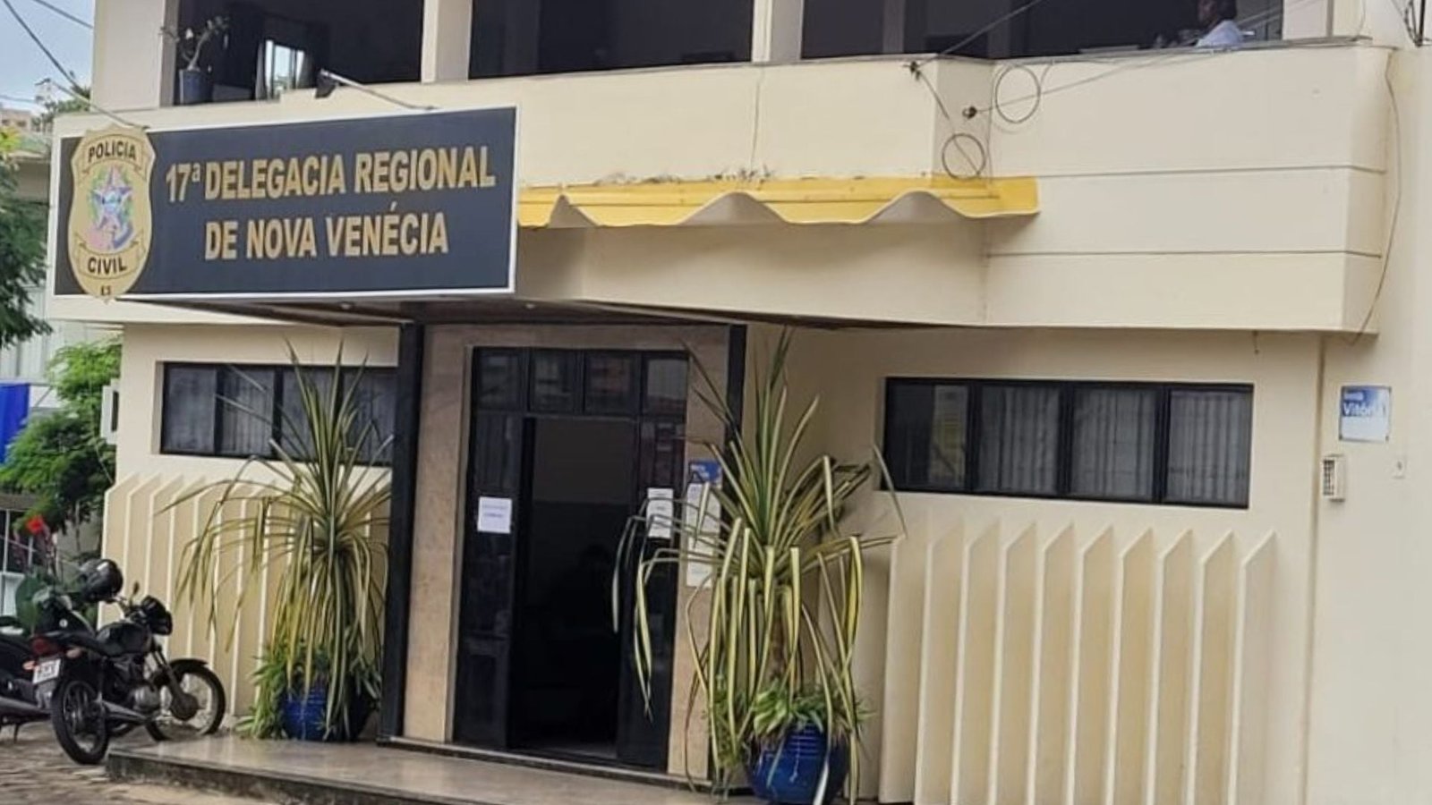 Agr&ocirc;nomo &eacute; preso com arma raspada e sinais de embriaguez em Nova Ven&eacute;cia