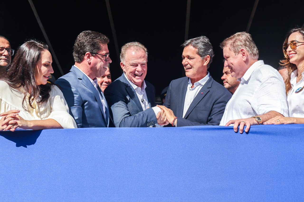 Governo do Estado anuncia quase R$ 50 milh&otilde;es em investimentos durante comemora&ccedil;&atilde;o dos 136 anos de Cariacica