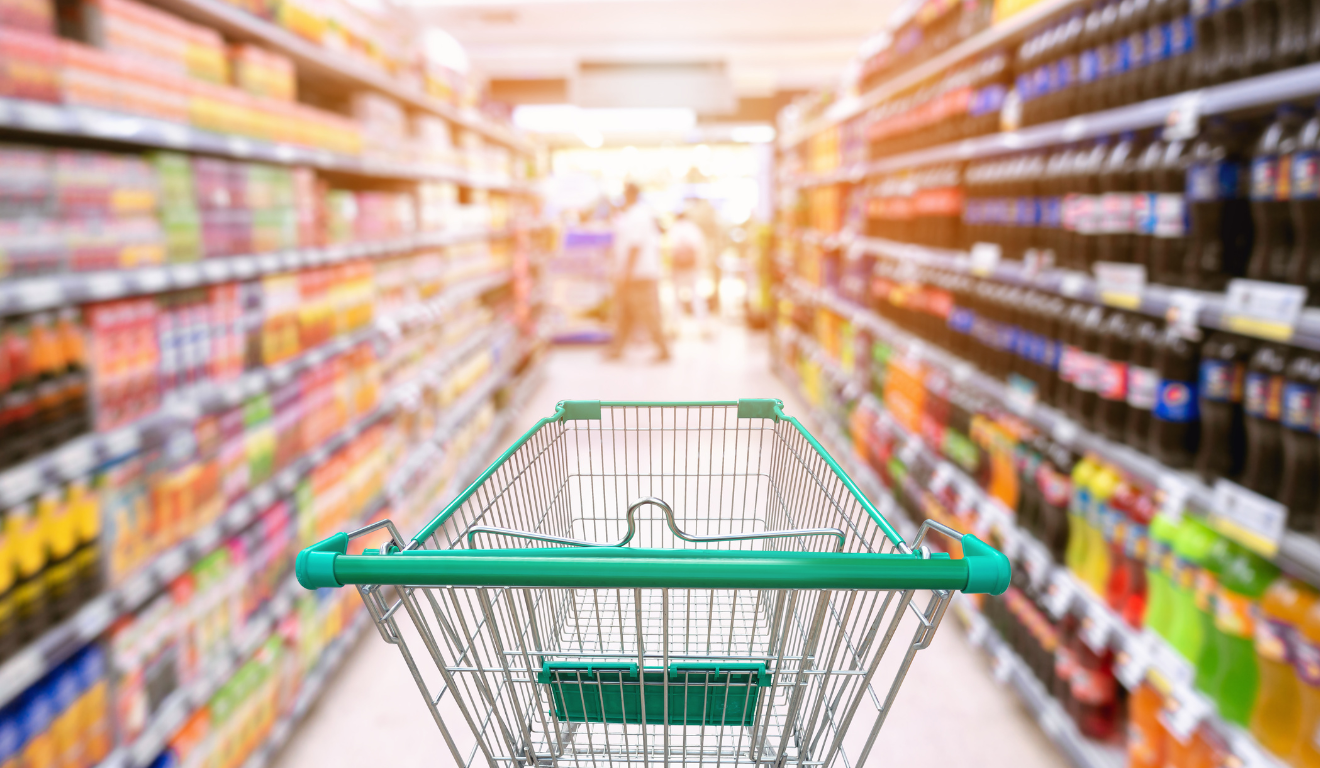 Fechamento aos domingos reduz vendas de supermercados no ES, revela estudo