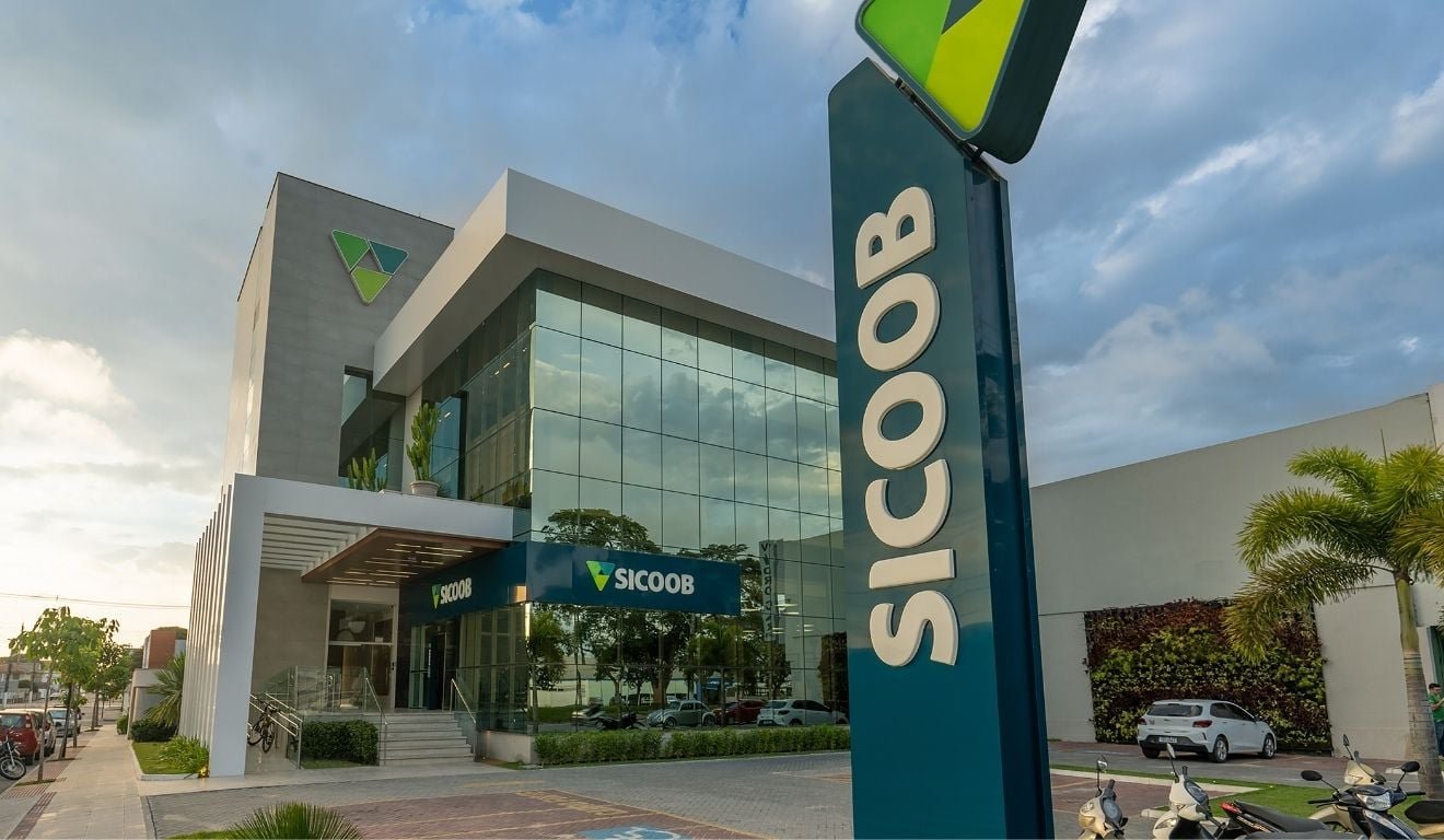 Sicoob abre vagas de emprego e est&aacute;gio em Vit&oacute;ria e Vila Velha
