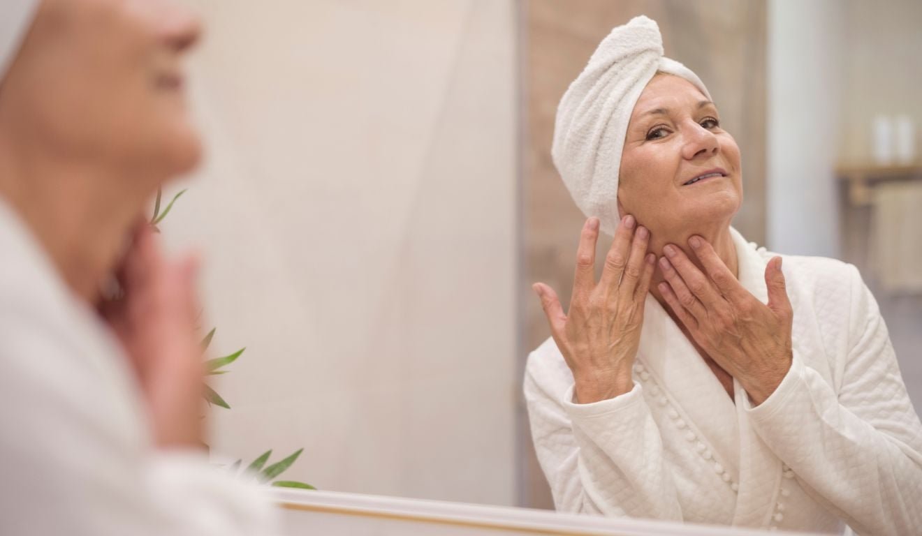 O erro mais comum no skincare pode fazer seu pesco&ccedil;o envelhecer mais r&aacute;pido