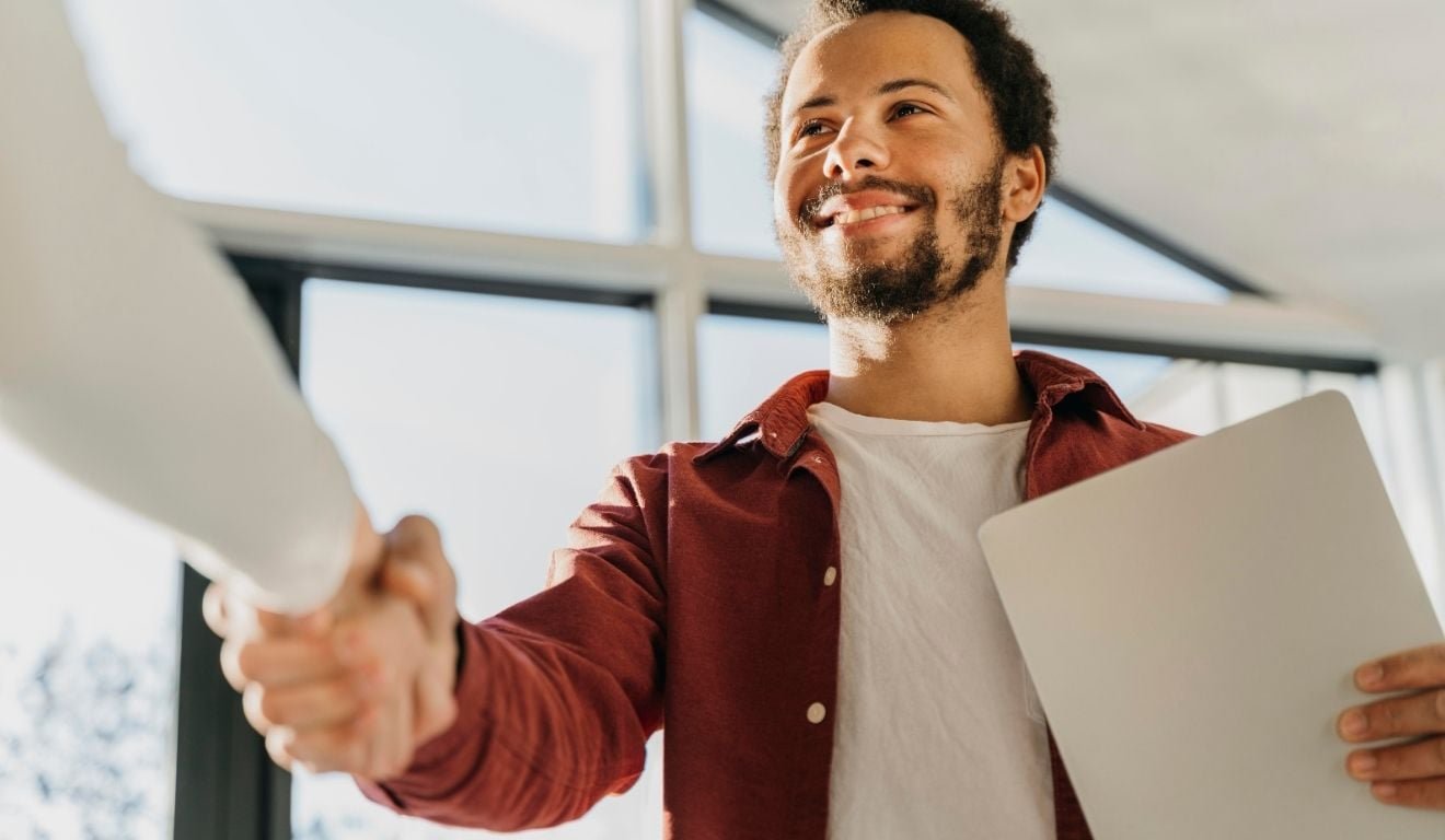 Nestl&eacute; abre inscri&ccedil;&otilde;es para programa de trainee com foco em IA e tecnologia