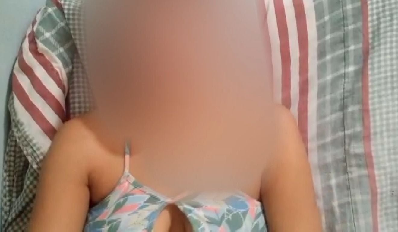M&atilde;e de beb&ecirc; encontrado morto em casa na Serra se pronuncia; veja o que ela diz