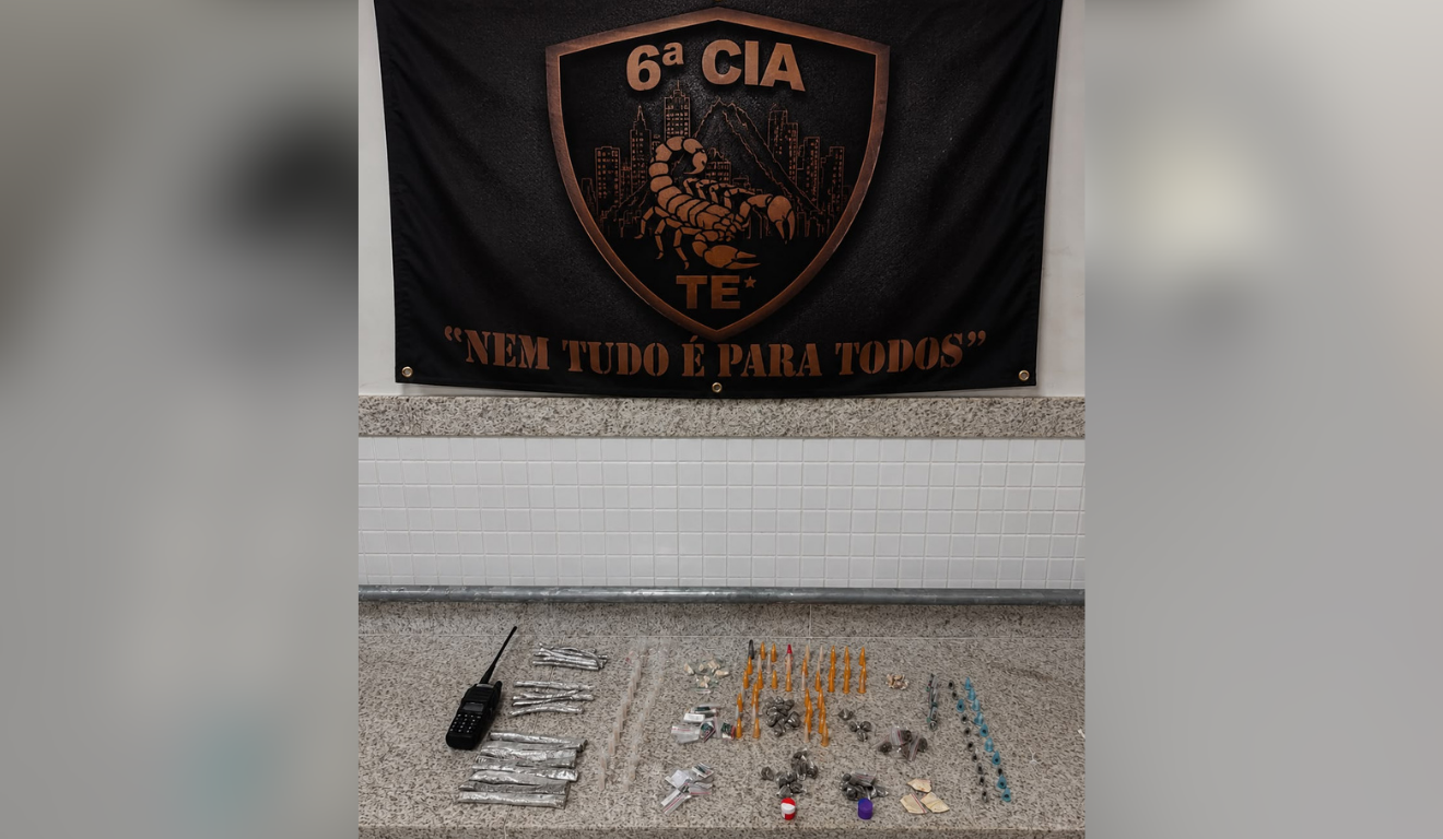 Suspeitos fogem e deixam coca&iacute;na, crack e haxixe para tr&aacute;s durante a&ccedil;&atilde;o da PM