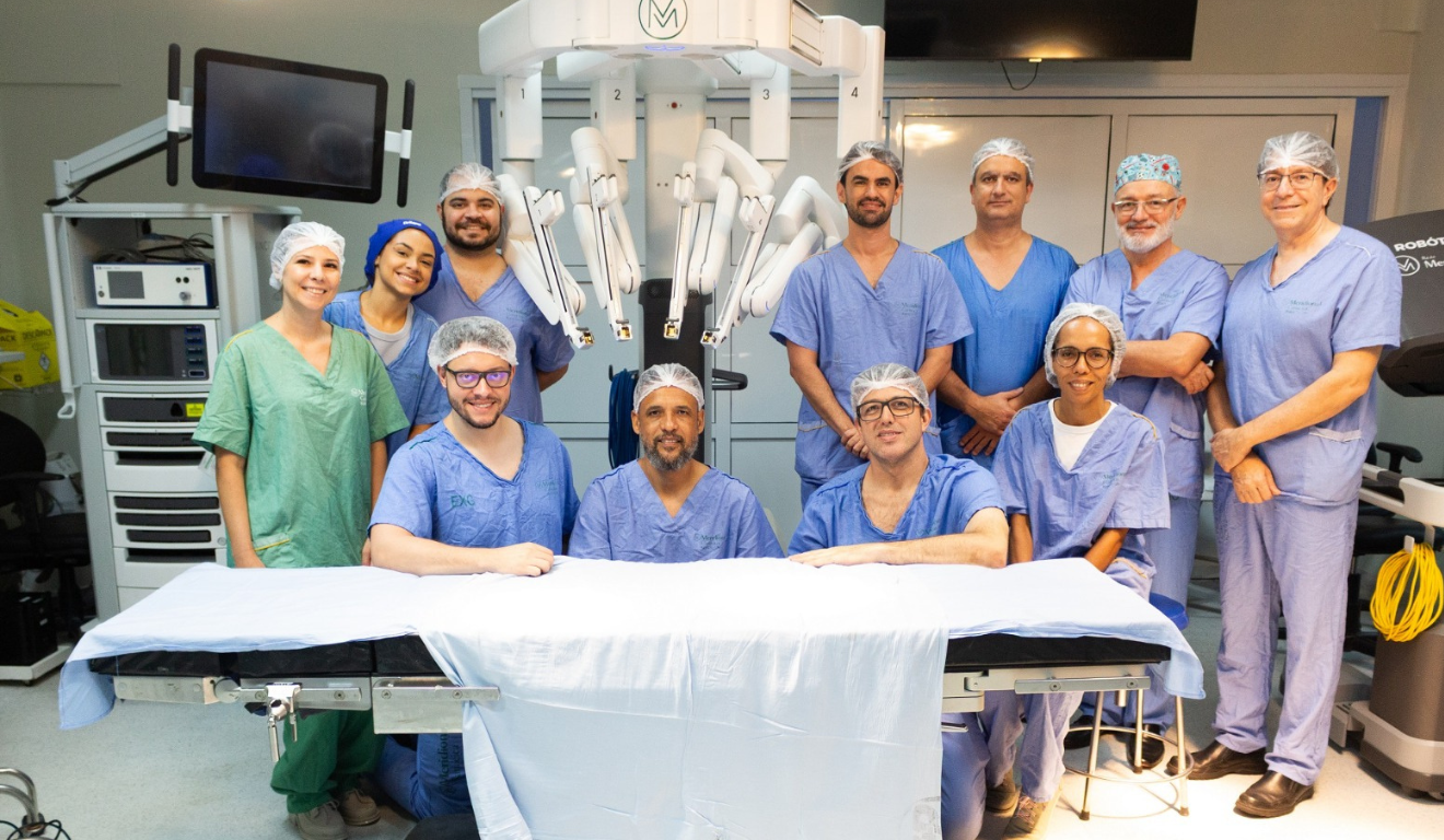 Cirurgia rob&oacute;tica avan&ccedil;a e ganha espa&ccedil;o no ES