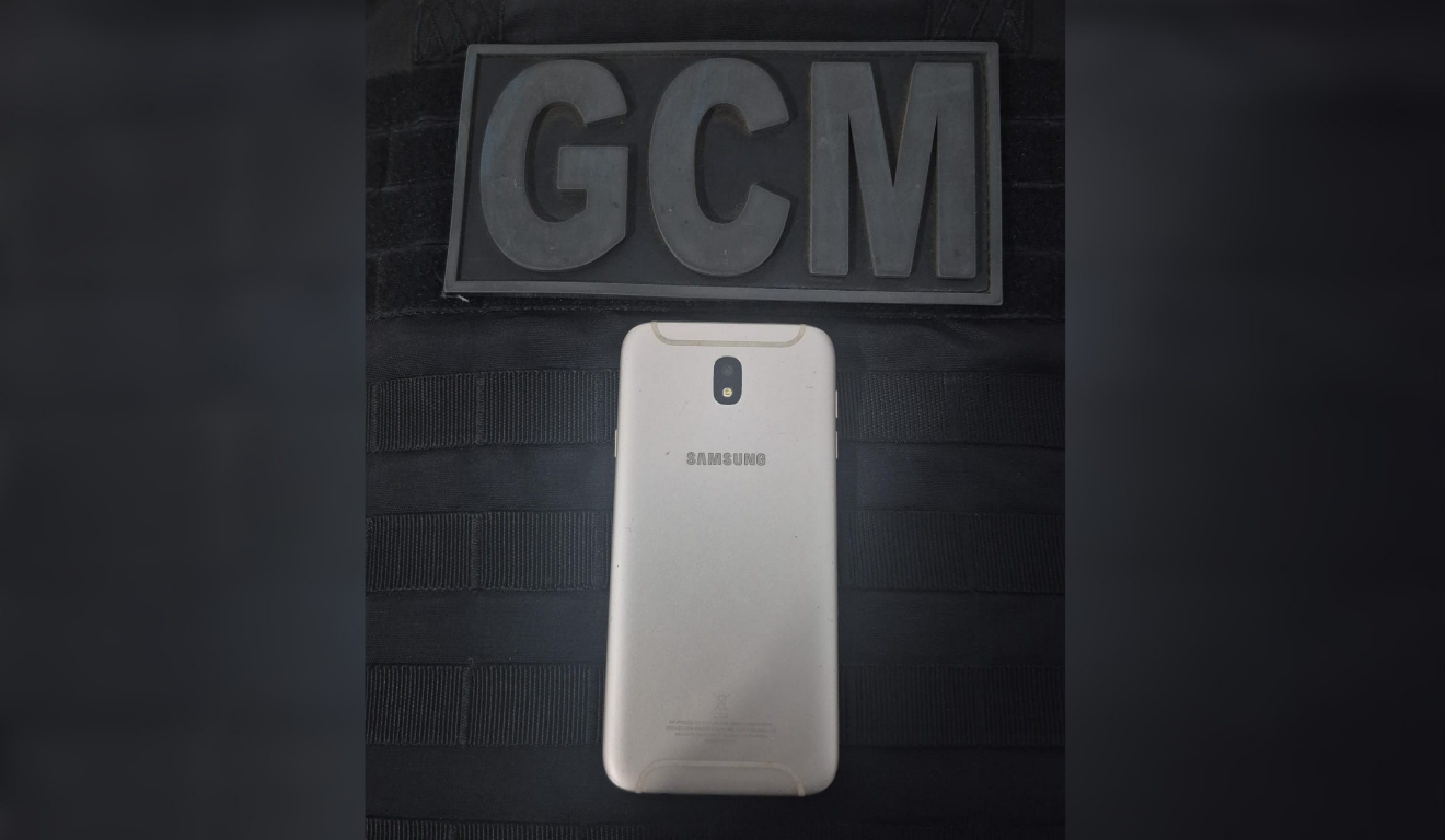 Mulher &eacute; detida ap&oacute;s cobrar R$ 150 para devolver celular em Cachoeiro
