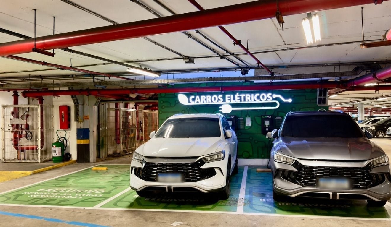 Shopping em Vila Velha amplia pontos de recarga para carros el&eacute;tricos