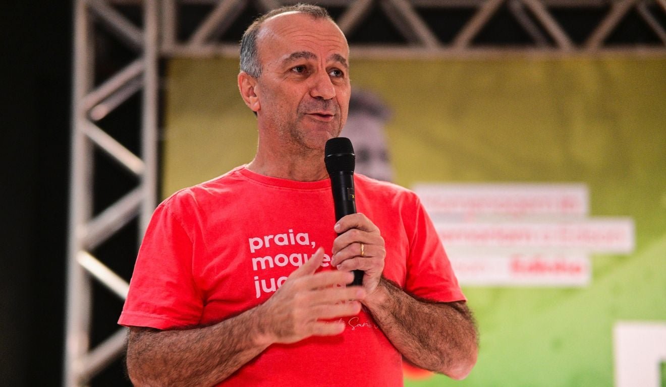 Candidato ao governo do ES, Helder Salom&atilde;o ser&aacute; entrevistado ao vivo hoje na TV Vit&oacute;ria