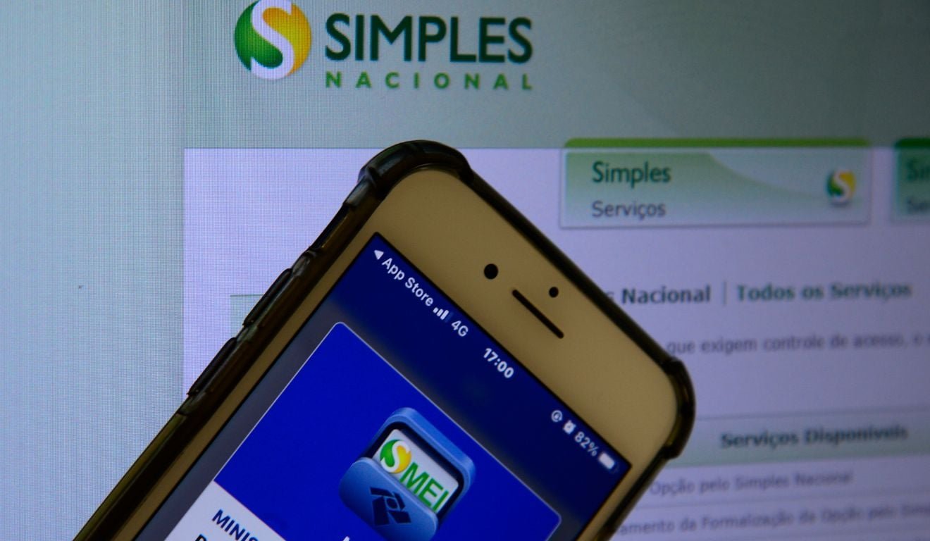 Aten&ccedil;&atilde;o, empresas: escolha pelo Simples Nacional de 2027 ser&aacute; antecipada