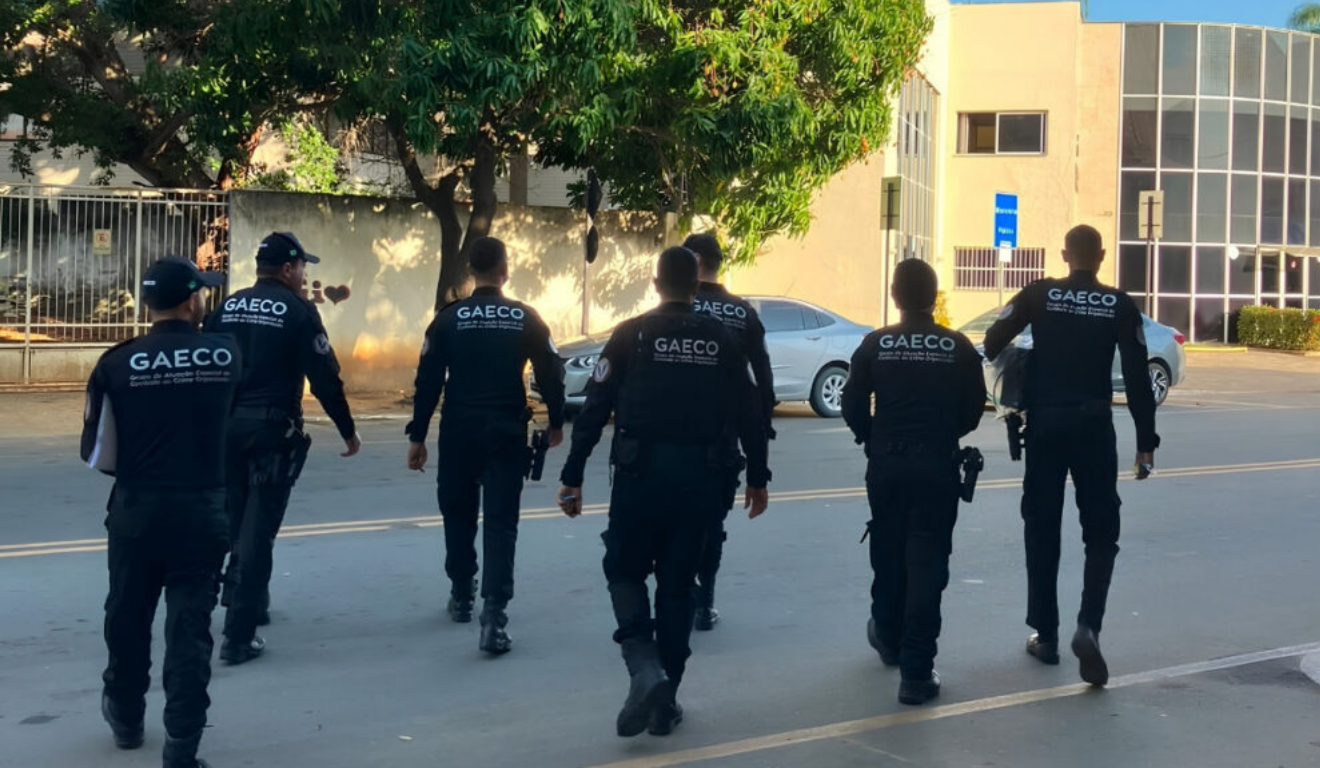 MPES faz buscas no ES para investigar fraude em indeniza&ccedil;&otilde;es do desastre de Mariana