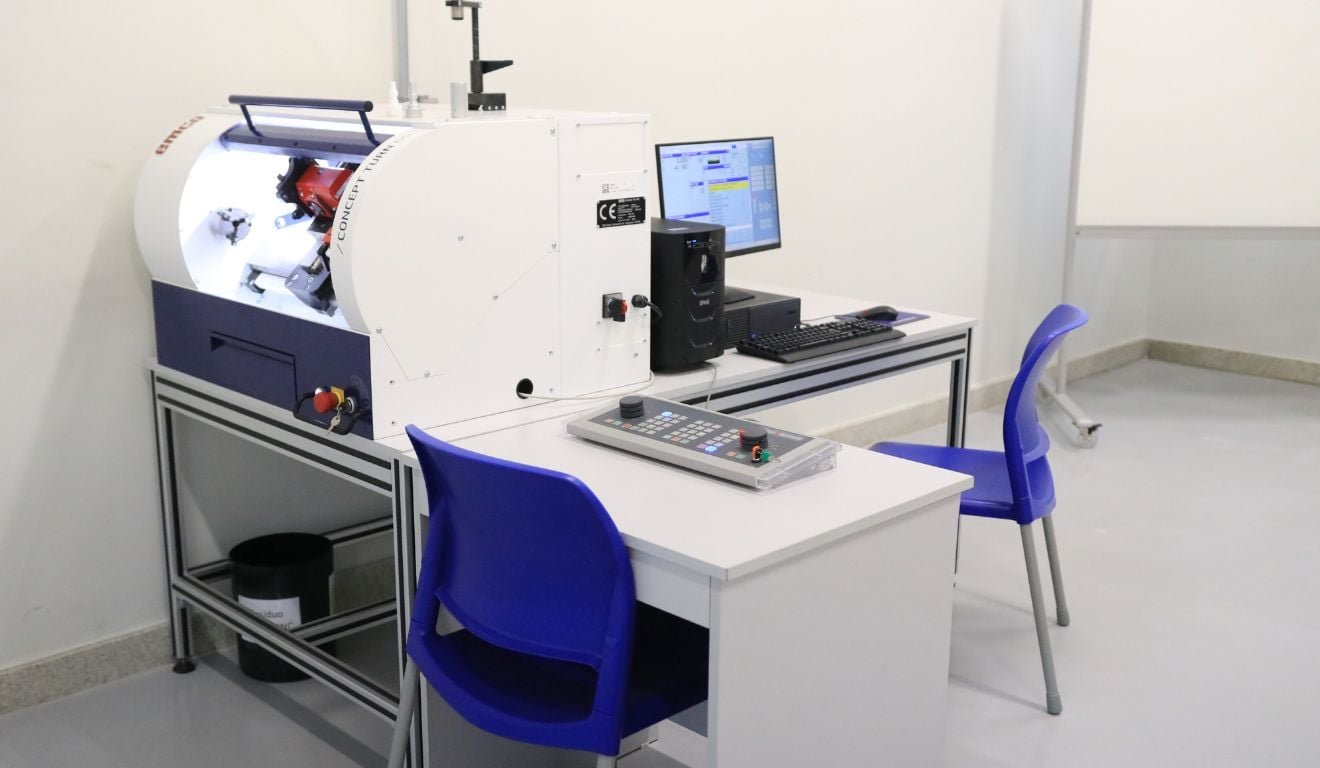Novo laborat&oacute;rio do Senai vai formar m&atilde;o de obra para siderurgia e setor automotivo