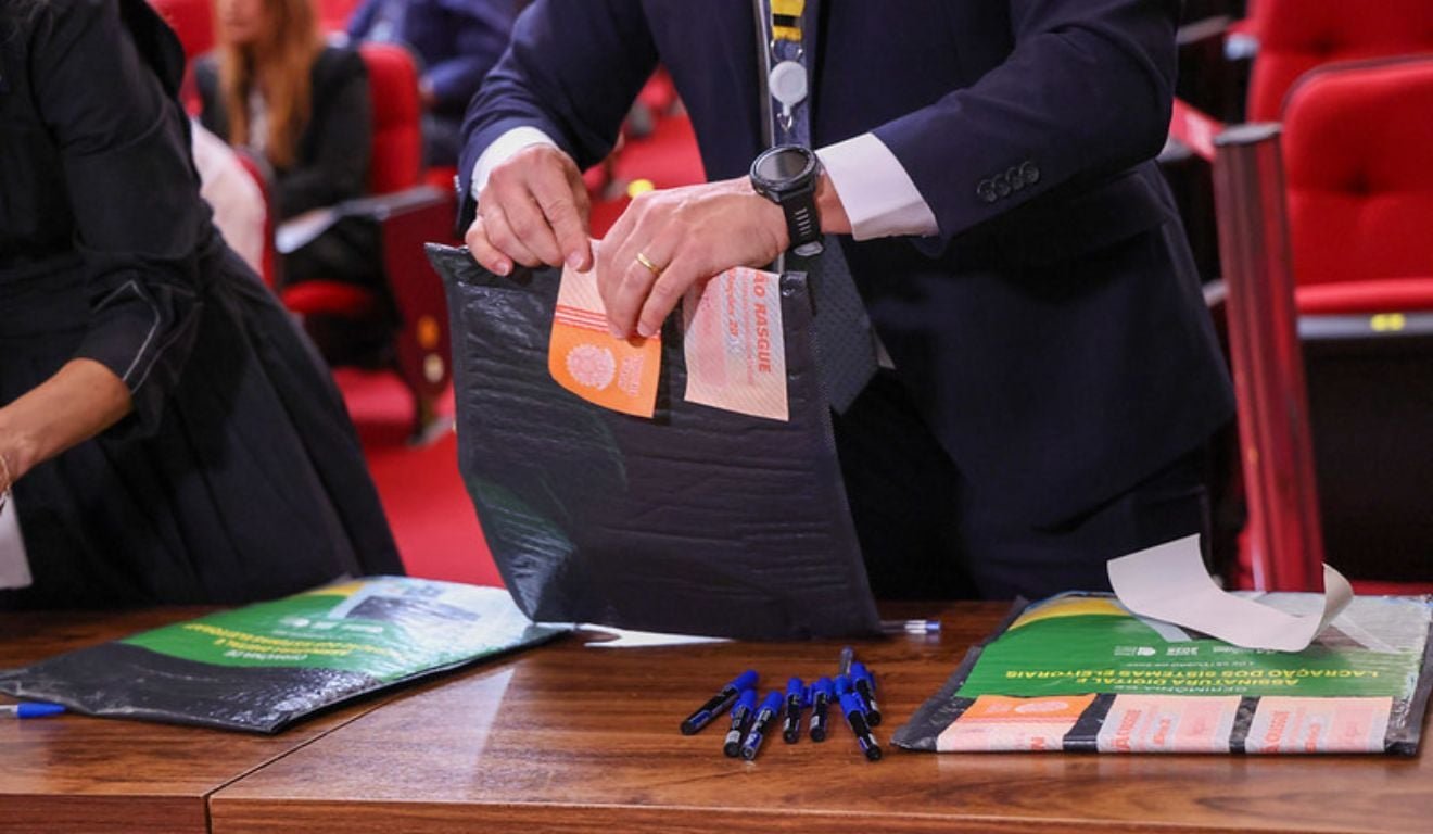 TSE conclui lacra&ccedil;&atilde;o dos sistemas eleitorais que ser&atilde;o usados nas elei&ccedil;&otilde;es de 2026